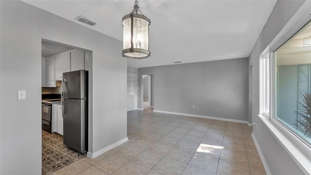 Activo con contrato: $269,900 (3 camas, 2 baños, 1212 Pies cuadrados)