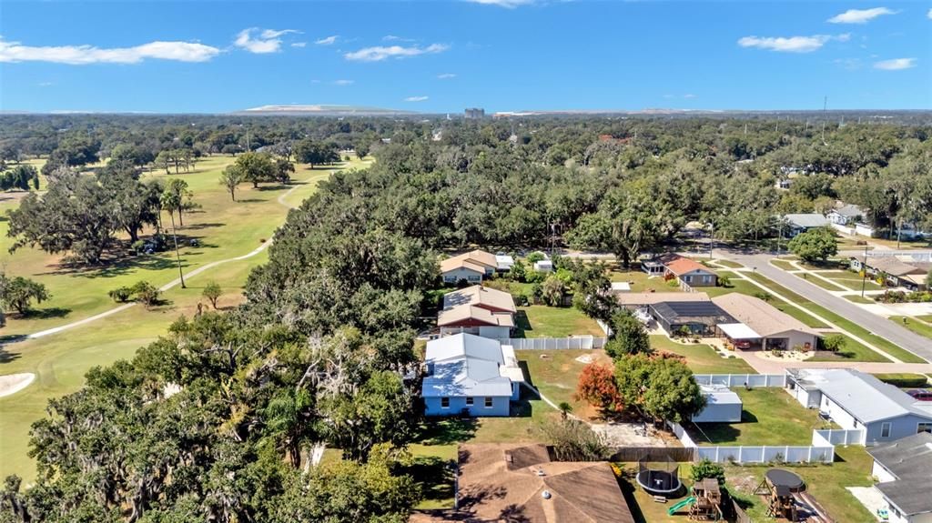 Activo con contrato: $269,900 (3 camas, 2 baños, 1212 Pies cuadrados)