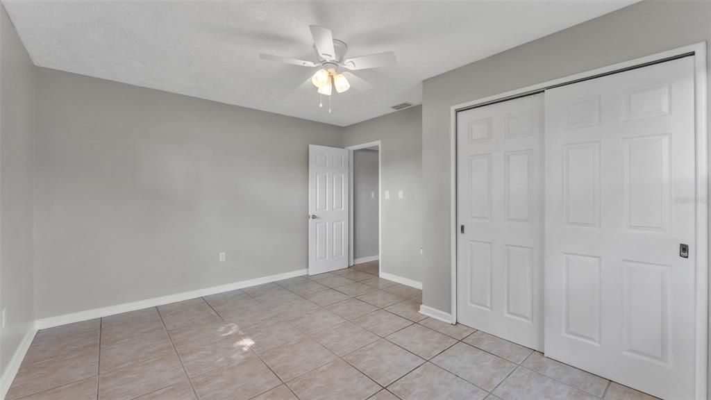 Activo con contrato: $269,900 (3 camas, 2 baños, 1212 Pies cuadrados)