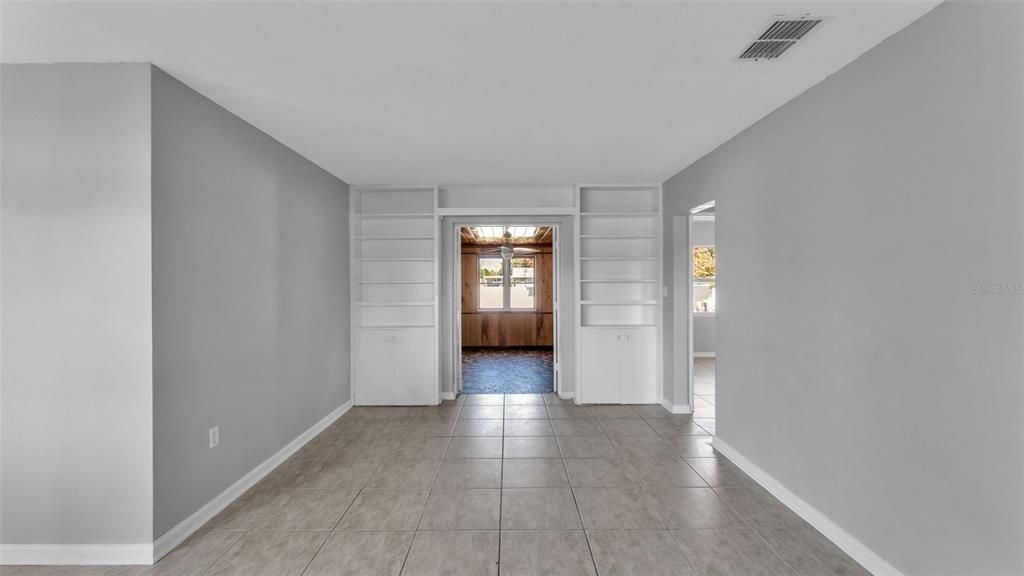 Activo con contrato: $269,900 (3 camas, 2 baños, 1212 Pies cuadrados)