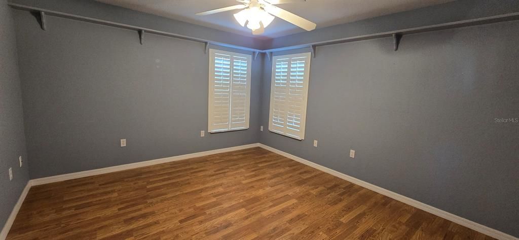 For Rent: $2,400 (3 beds, 2 baths, 2892 Square Feet)