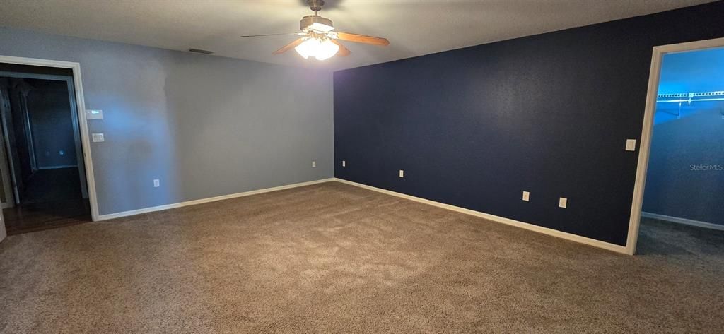 For Rent: $2,400 (3 beds, 2 baths, 2892 Square Feet)