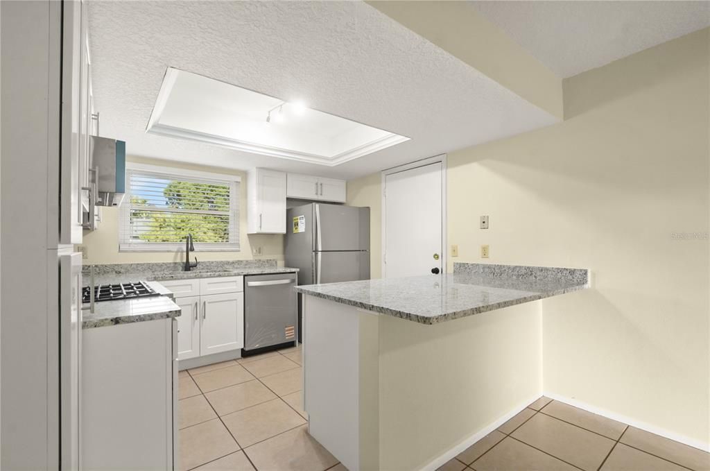 Active With Contract: $390,000 (3 beds, 2 baths, 1540 Square Feet)