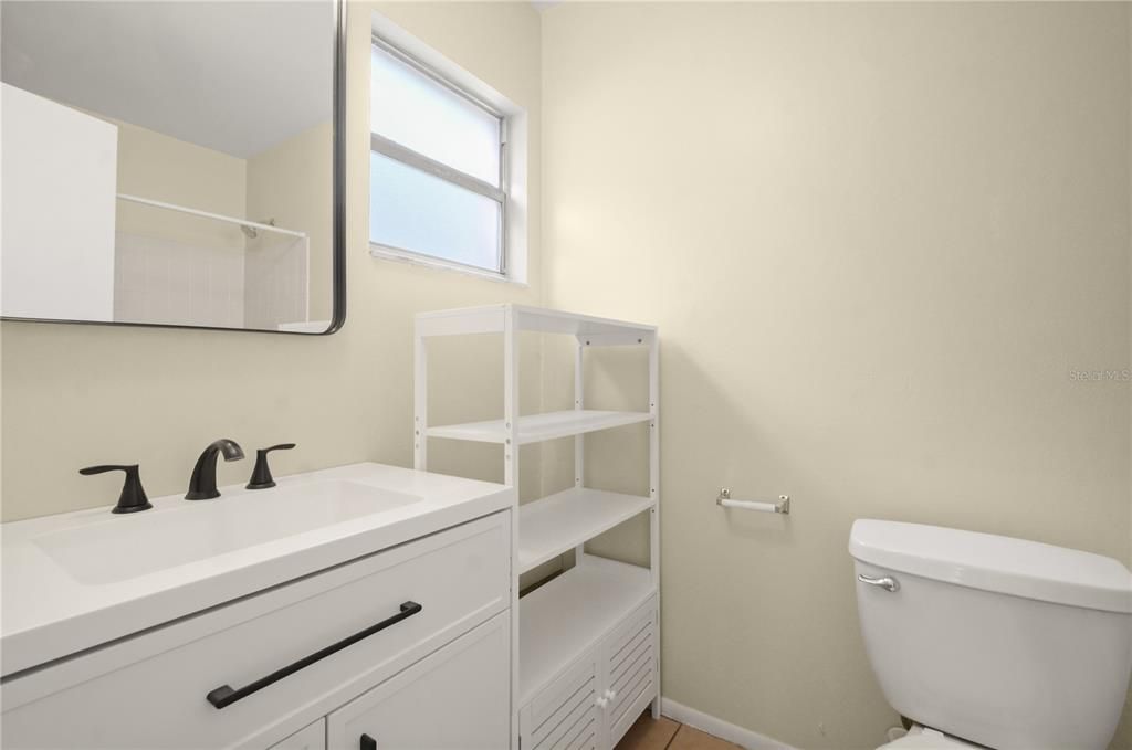 Active With Contract: $390,000 (3 beds, 2 baths, 1540 Square Feet)