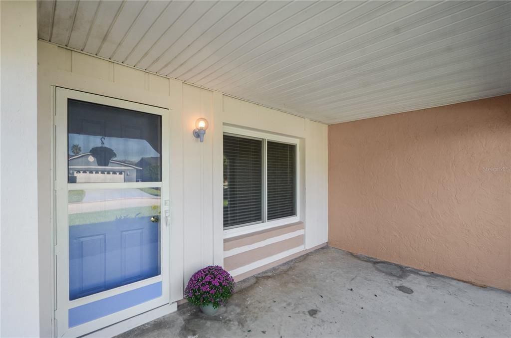 Active With Contract: $390,000 (3 beds, 2 baths, 1540 Square Feet)