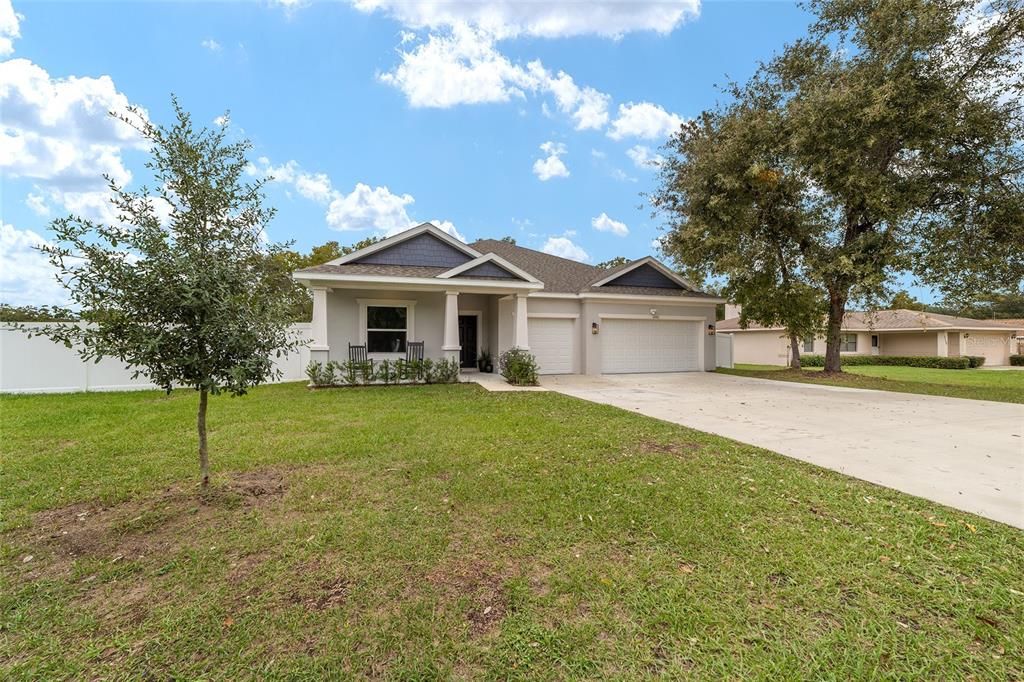 For Rent: $2,500 (4 beds, 3 baths, 2381 Square Feet)