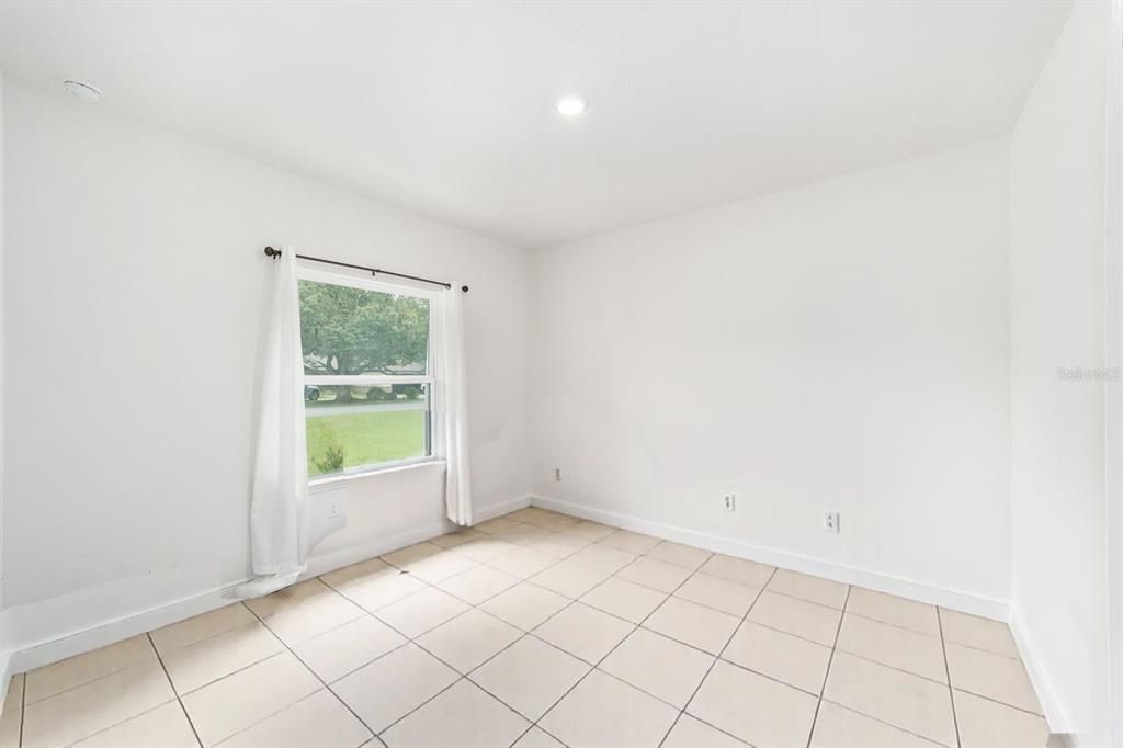 For Rent: $2,500 (4 beds, 3 baths, 2381 Square Feet)