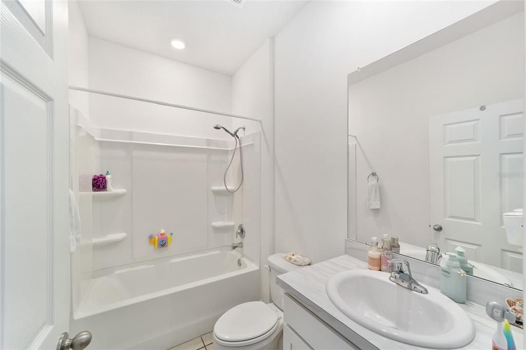 For Rent: $2,500 (4 beds, 3 baths, 2381 Square Feet)