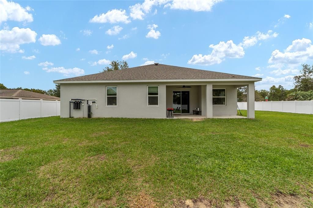 For Rent: $2,500 (4 beds, 3 baths, 2381 Square Feet)