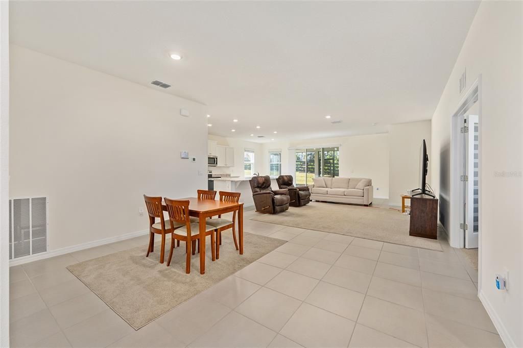 For Sale: $309,990 (3 beds, 2 baths, 1853 Square Feet)