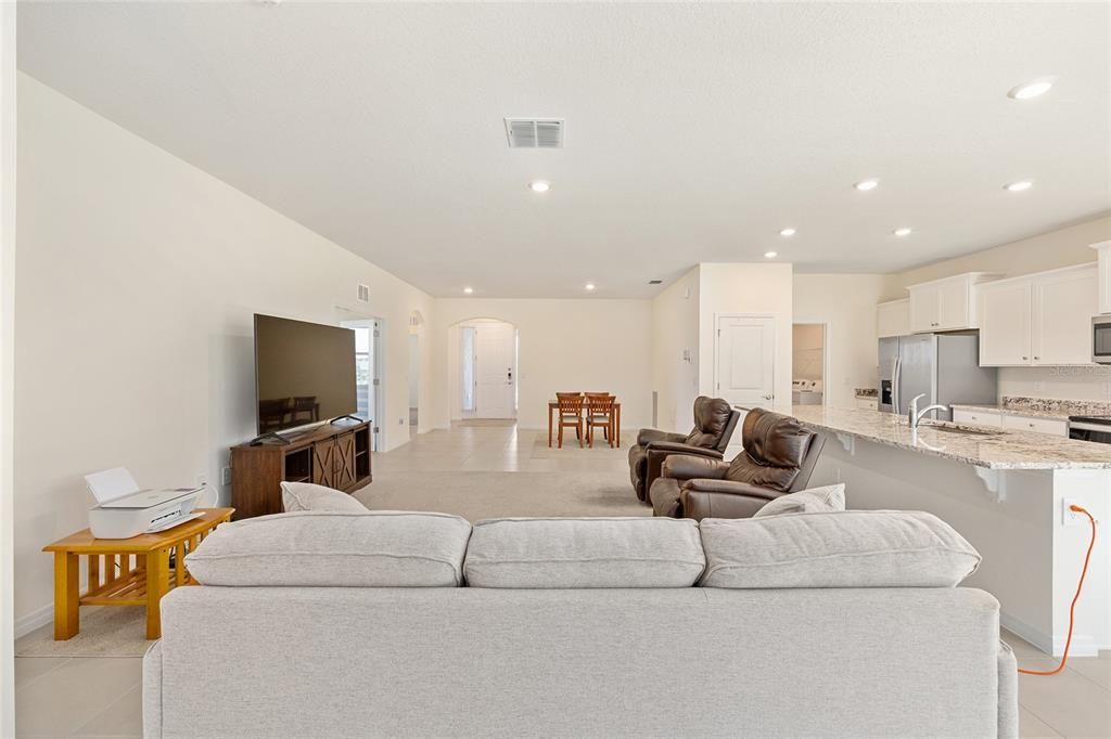 For Sale: $309,990 (3 beds, 2 baths, 1853 Square Feet)