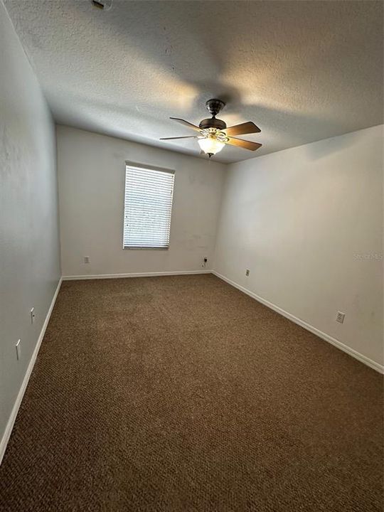 For Sale: $342,900 (3 beds, 2 baths, 1729 Square Feet)