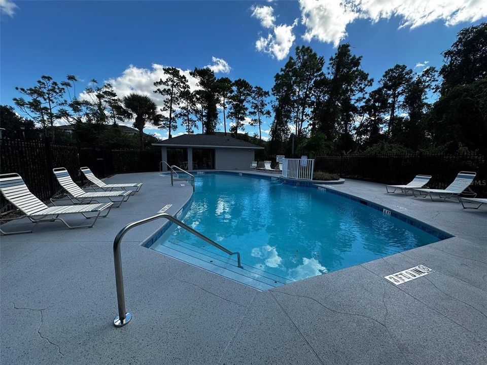 For Sale: $342,900 (3 beds, 2 baths, 1729 Square Feet)