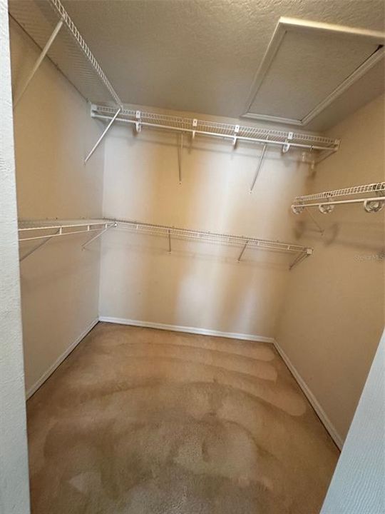 For Sale: $342,900 (3 beds, 2 baths, 1729 Square Feet)