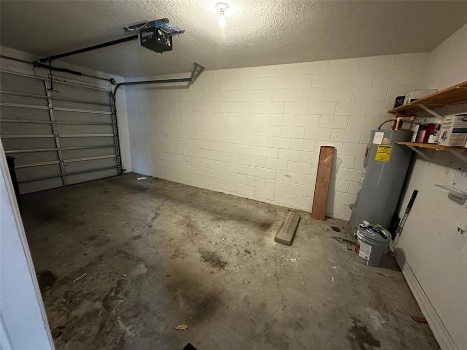 For Sale: $342,900 (3 beds, 2 baths, 1729 Square Feet)