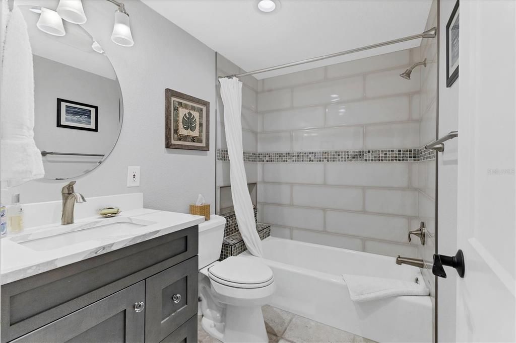 待售: $750,000 (2 贝兹, 2 浴室, 1581 平方英尺)