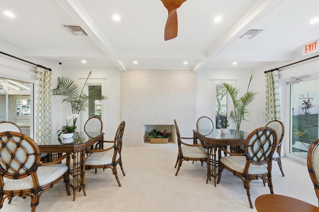 На продажу: $625,000 (2 спален, 2 ванн, 1581 Квадратных фут)