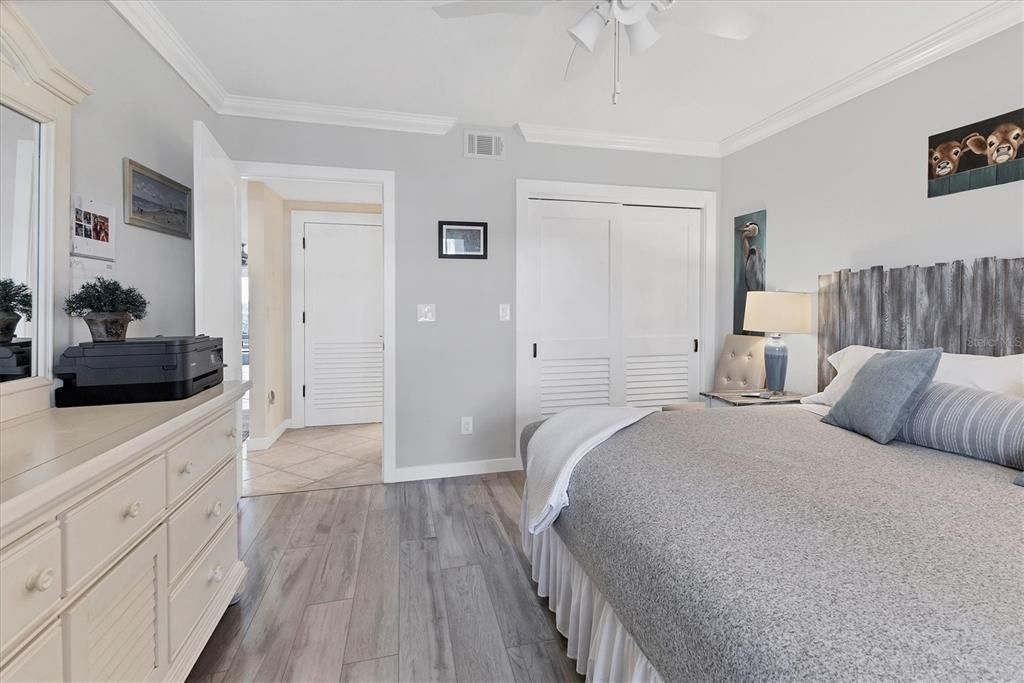 待售: $750,000 (2 贝兹, 2 浴室, 1581 平方英尺)