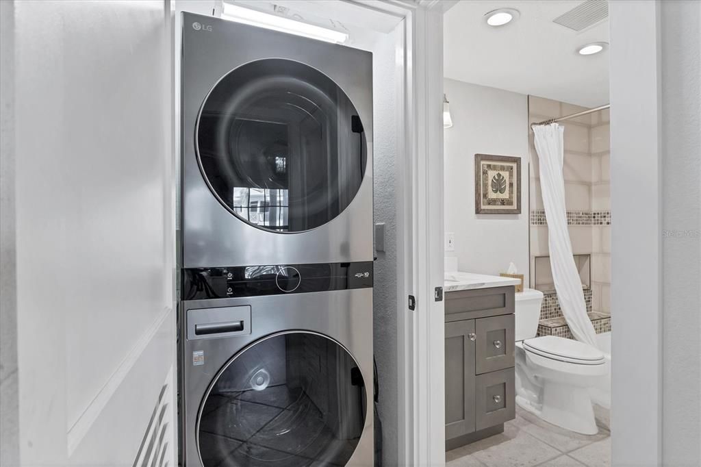 待售: $750,000 (2 贝兹, 2 浴室, 1581 平方英尺)