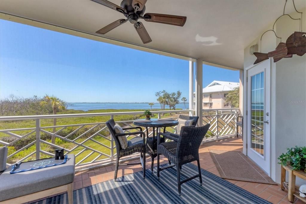 待售: $750,000 (2 贝兹, 2 浴室, 1581 平方英尺)