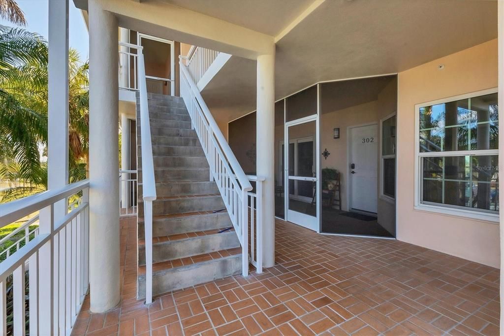 待售: $750,000 (2 贝兹, 2 浴室, 1581 平方英尺)