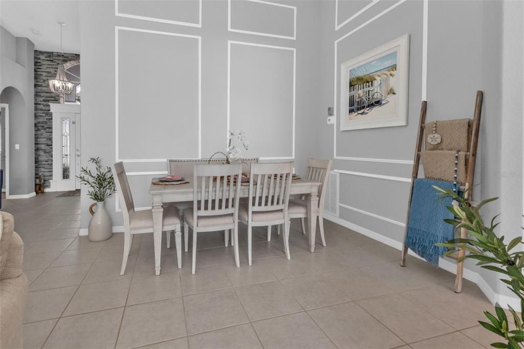 For Sale: $399,000 (2 beds, 2 baths, 1847 Square Feet)