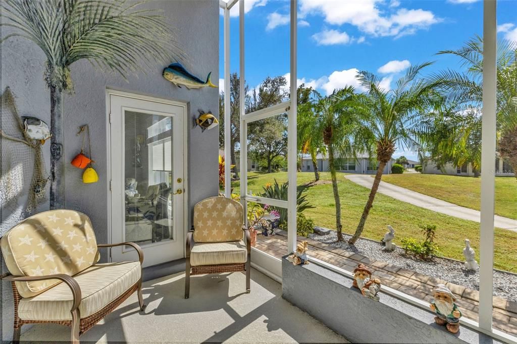 For Sale: $399,000 (2 beds, 2 baths, 1847 Square Feet)