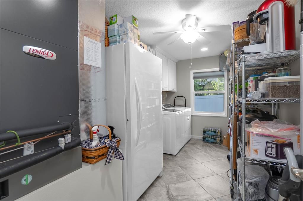 待售: $485,000 (2 贝兹, 2 浴室, 1623 平方英尺)