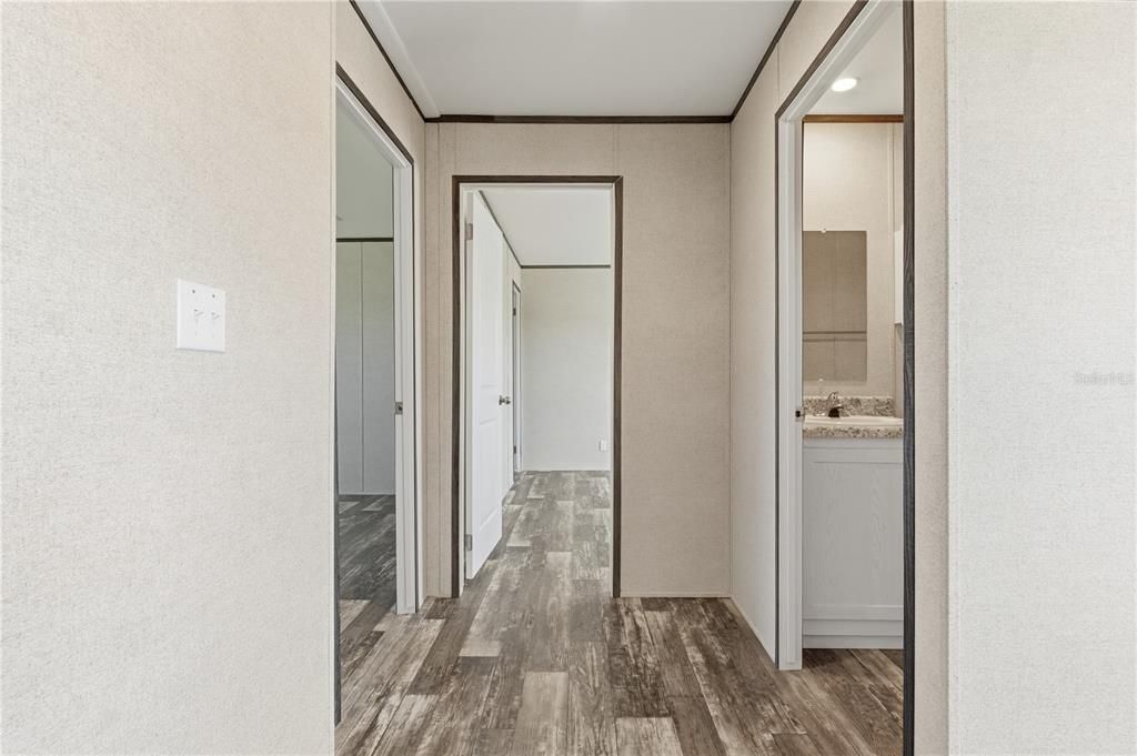 На продажу: $289,000 (3 спален, 2 ванн, 1568 Квадратных фут)