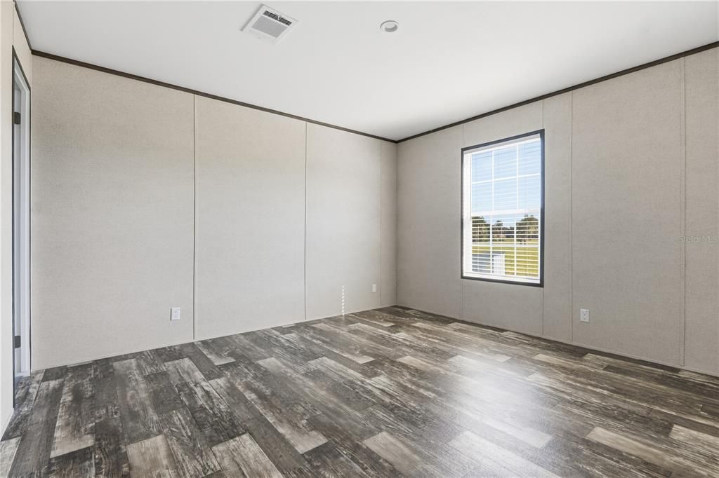 На продажу: $289,000 (3 спален, 2 ванн, 1568 Квадратных фут)