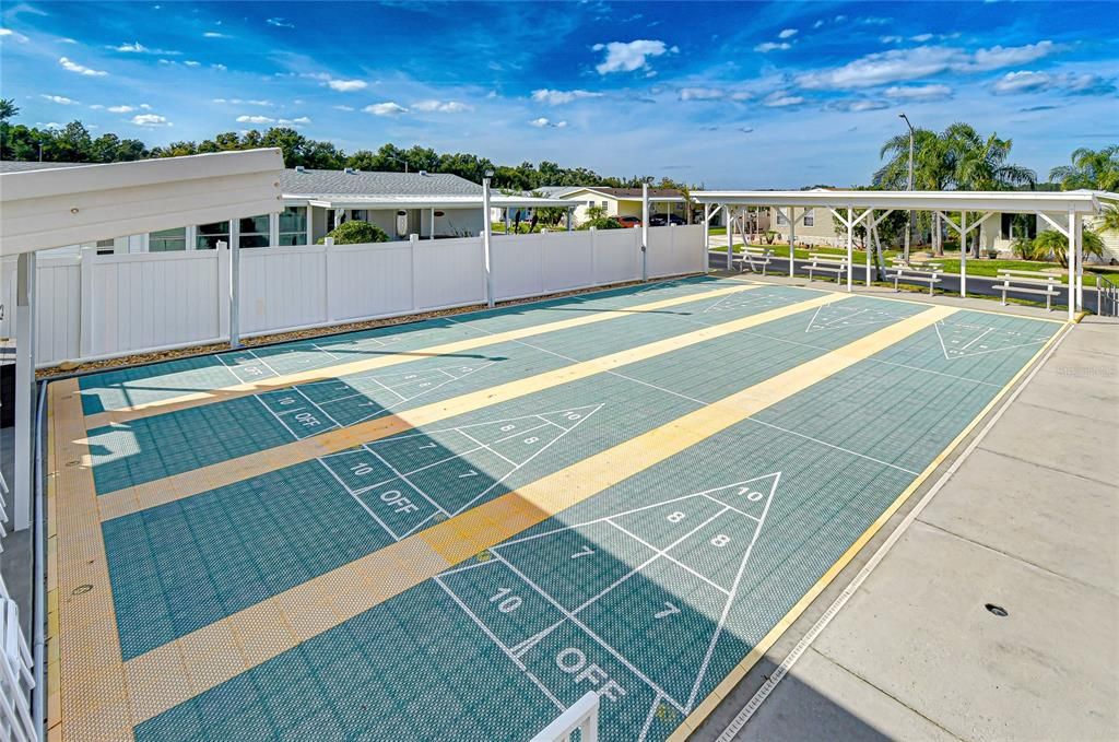 合同活跃: $219,000 (3 贝兹, 2 浴室, 1512 平方英尺)