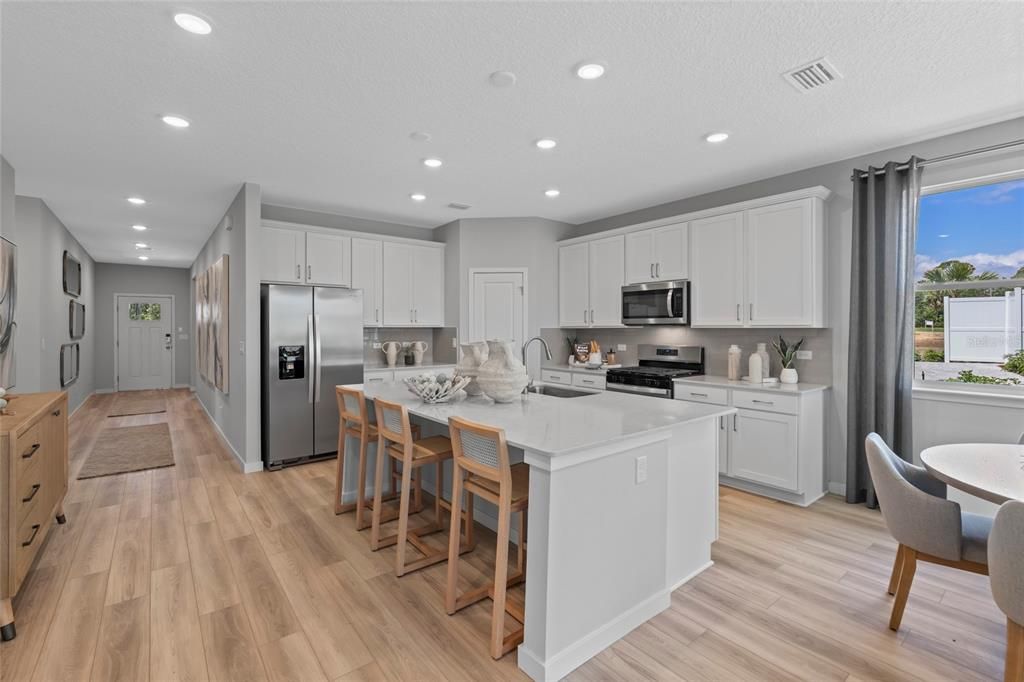 待售: $409,990 (4 贝兹, 3 浴室, 2055 平方英尺)