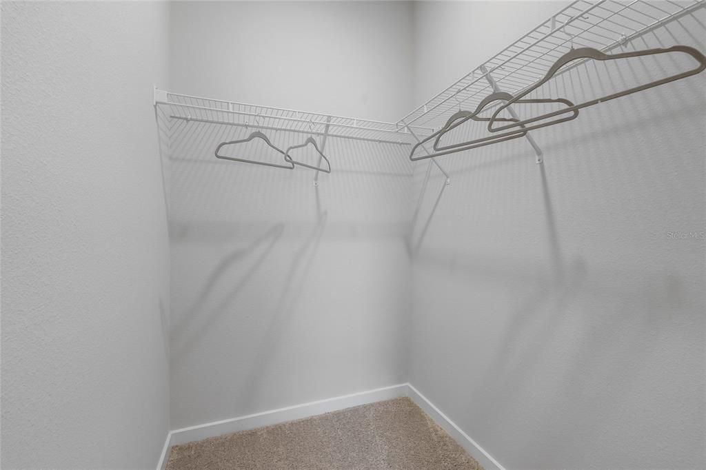 待售: $409,990 (4 贝兹, 3 浴室, 2055 平方英尺)