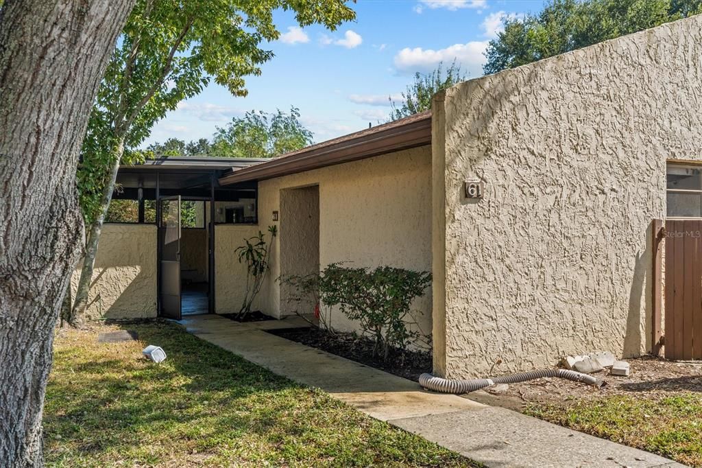 For Sale: $180,000 (2 beds, 2 baths, 1353 Square Feet)