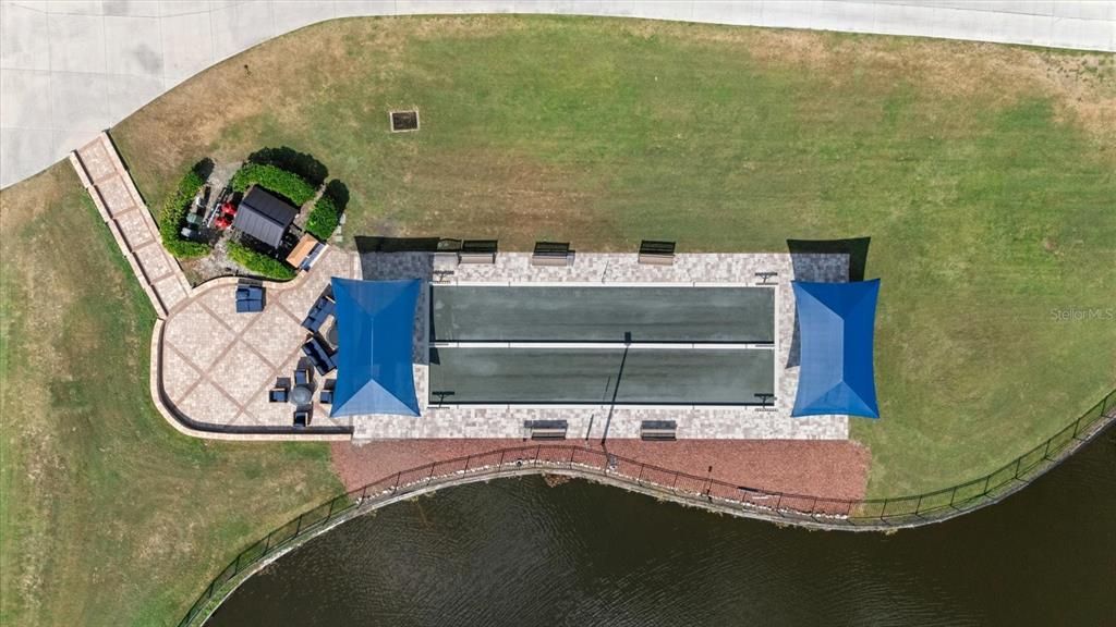 For Sale: $575,000 (3 beds, 2 baths, 2179 Square Feet)