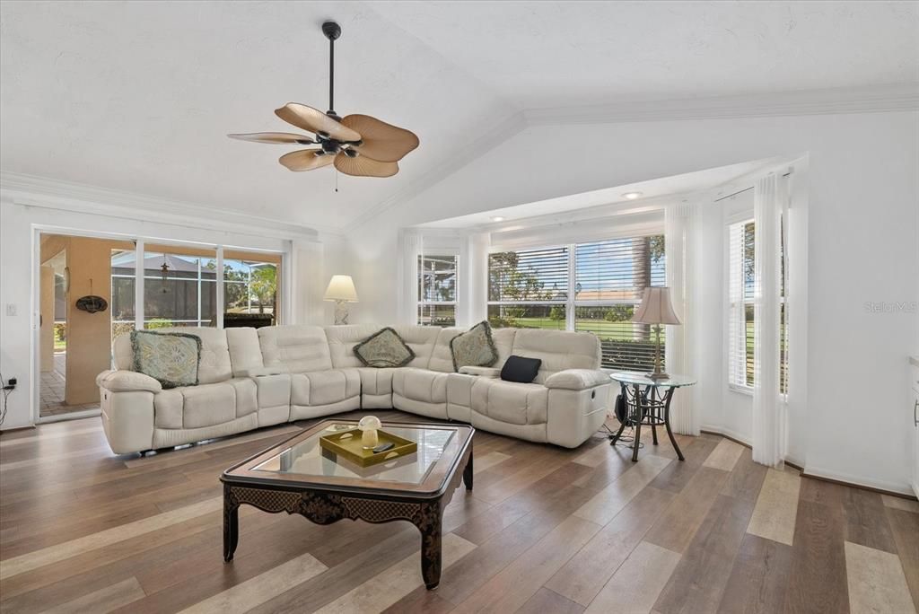 For Sale: $575,000 (3 beds, 2 baths, 2179 Square Feet)