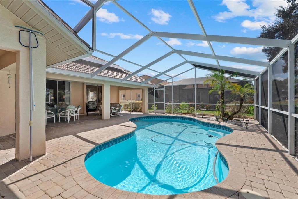 For Sale: $575,000 (3 beds, 2 baths, 2179 Square Feet)