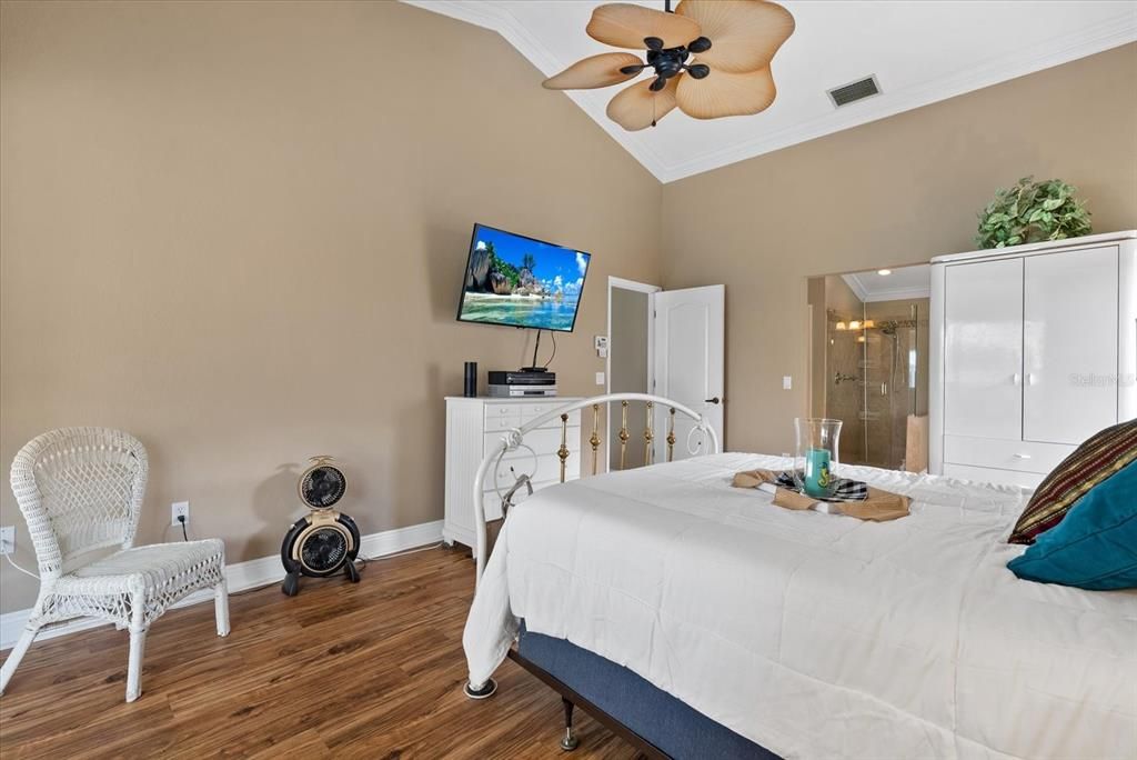 For Sale: $575,000 (3 beds, 2 baths, 2179 Square Feet)