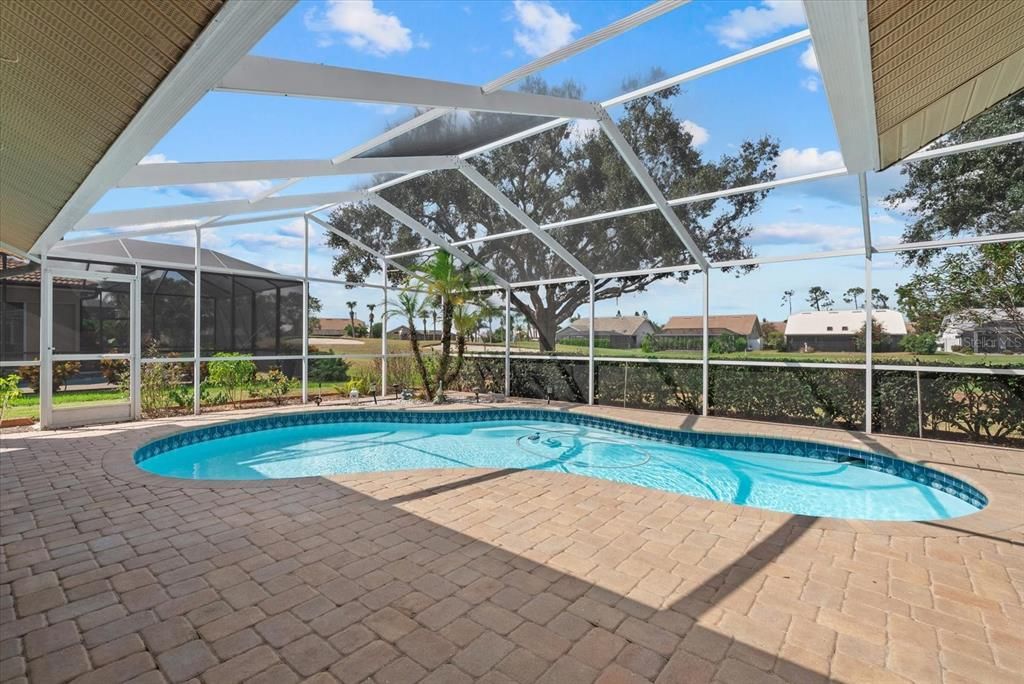 For Sale: $575,000 (3 beds, 2 baths, 2179 Square Feet)