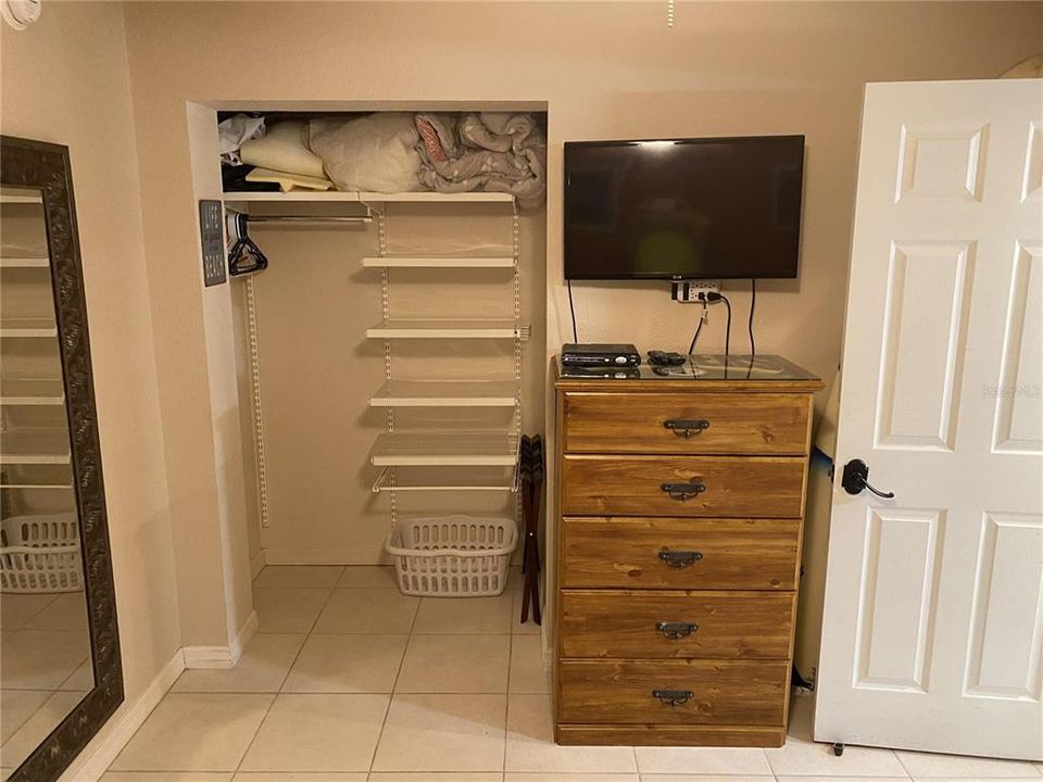 В аренду: $4,950 (2 спален, 2 ванн, 1080 Квадратных фут)