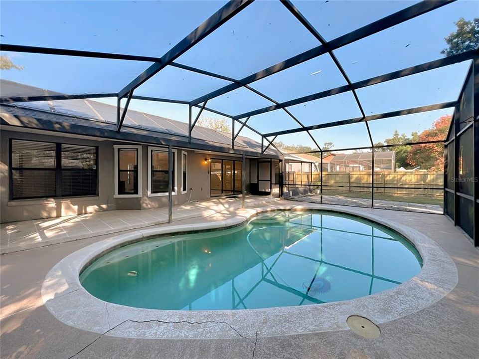 For Sale: $385,000 (3 beds, 2 baths, 1593 Square Feet)