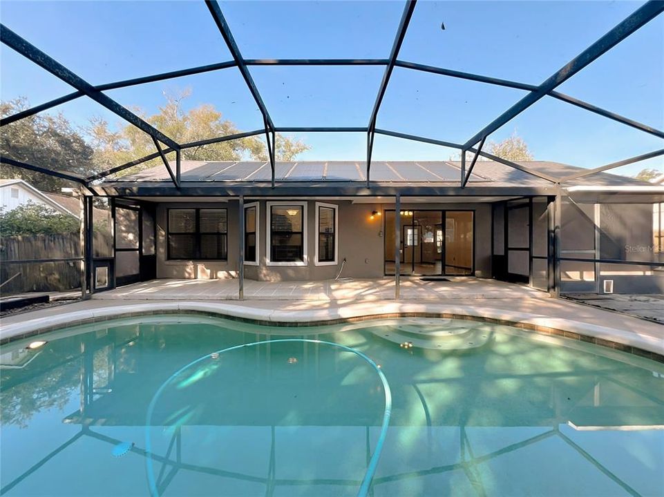 For Sale: $385,000 (3 beds, 2 baths, 1593 Square Feet)