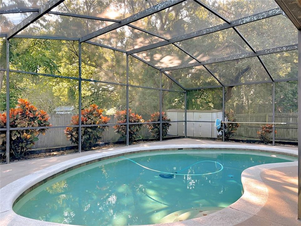 For Sale: $385,000 (3 beds, 2 baths, 1593 Square Feet)