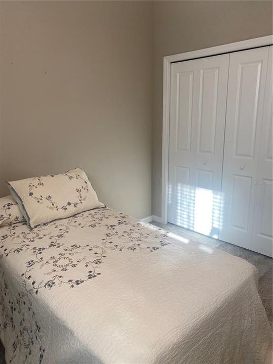 For Sale: $259,900 (2 beds, 2 baths, 1469 Square Feet)