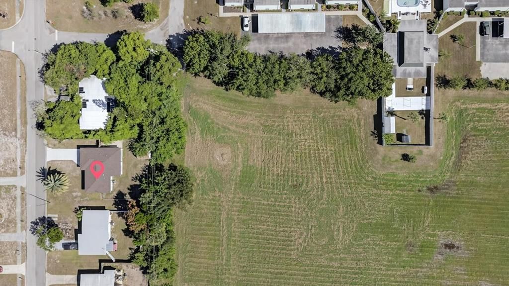 For Sale: $299,500 (2 beds, 2 baths, 1461 Square Feet)