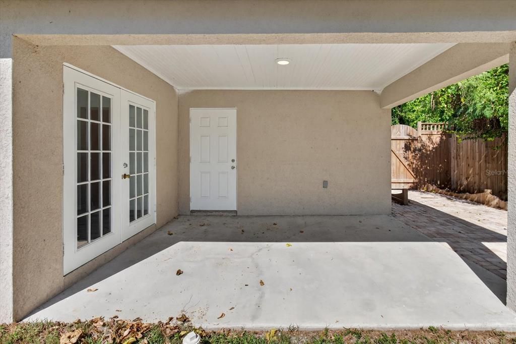 For Sale: $299,500 (2 beds, 2 baths, 1461 Square Feet)