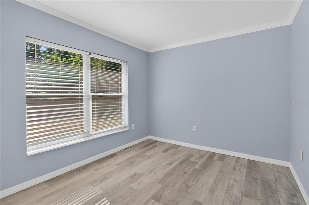 For Sale: $299,500 (2 beds, 2 baths, 1461 Square Feet)