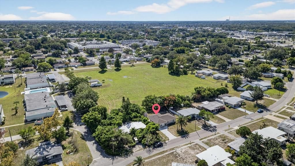 For Sale: $299,500 (2 beds, 2 baths, 1461 Square Feet)