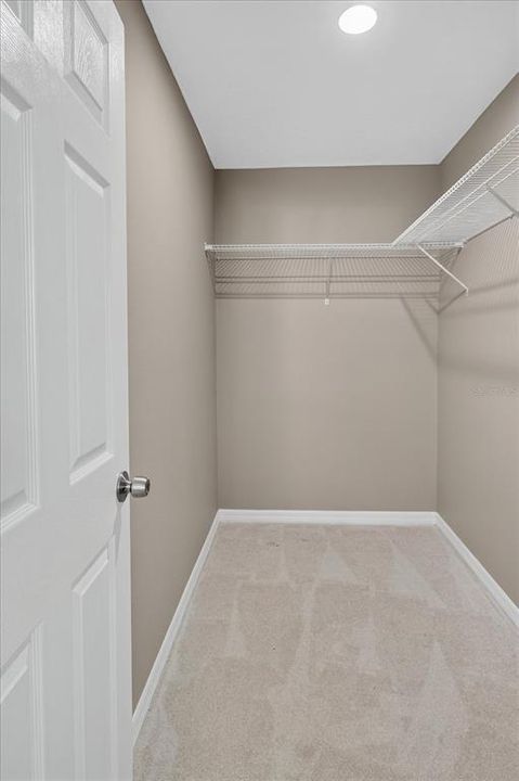 For Sale: $299,500 (2 beds, 2 baths, 1461 Square Feet)