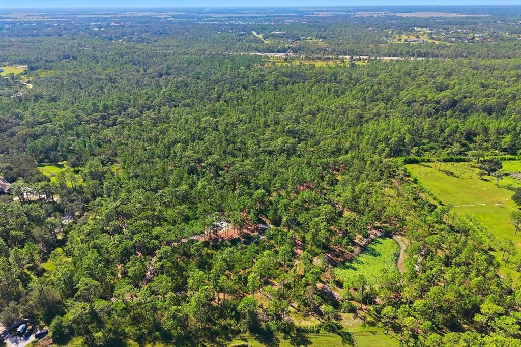 Под контрактом: $1,499,000 (9.42 acres)